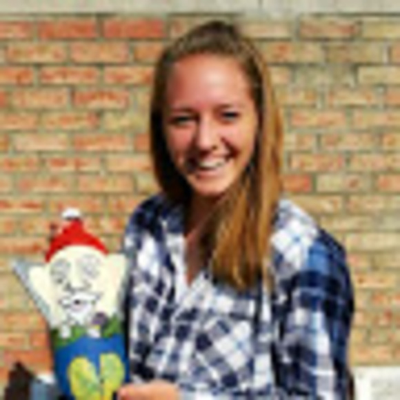 Meet your Posher, Maria - Picture 1 of 1